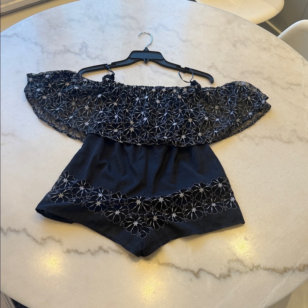NWOT A. CALIN midnight navy Floral Lace Off-Shoulder Romper - Picture 5 of 6